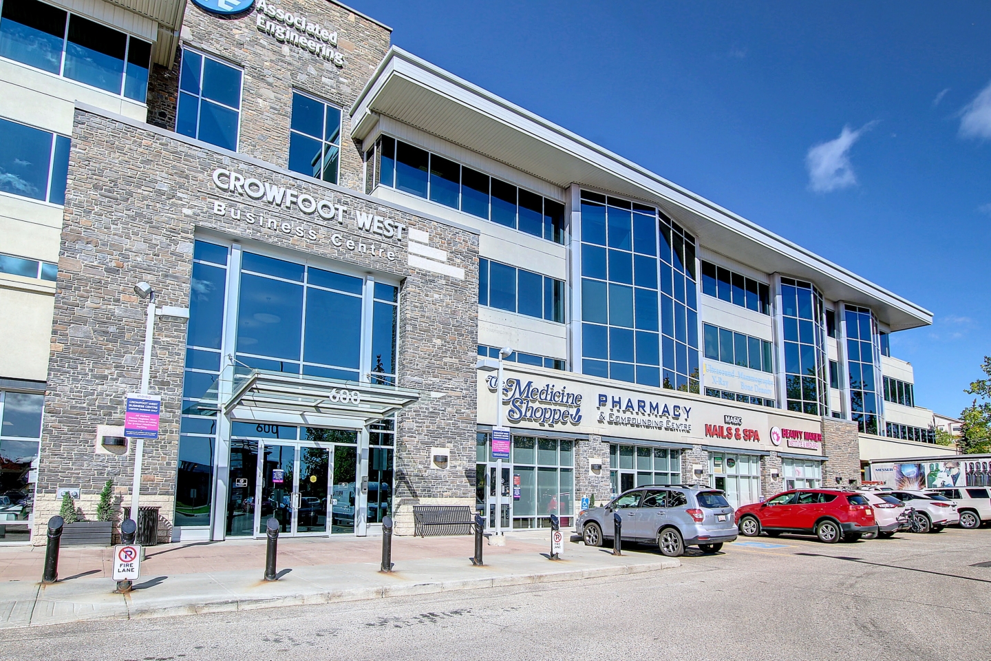 26.MLS_Ready.14-600_Crowfoot_Cres_NW.036838